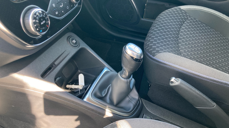 Renault Captur 0.9 TCE 90 Dynamique S Nav 5dr Petrol Hatchback